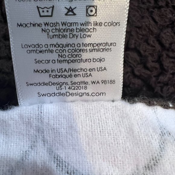 Big Adorable Swaddle Designs Baby Swaddle 38 x 38 NWT - Picture 8 of 14